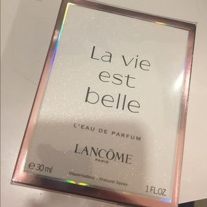 Lancome La Vie Est Belle fragrance 1 oz